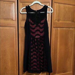 Plenty by Tracy Reese Elegant Black and Pink Lace Dress
